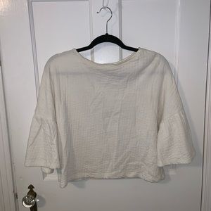 White top with 3/4 sleeve